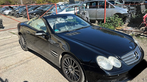 Dezmembram Mercedes-Benz SL-Class R230 [2001 - 2006] Roadster 2-usi SL 500 5G-Tronic (306 hp) SL 500 V8,306cp automat,Cabrio culoare neagra 197 (OBSIDIANSCHWARZ - METALLICLACK)