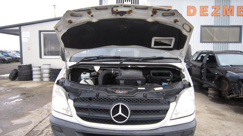 Dezmembram Mercedes-Benz Sprinter 3.5t – 311, 2.1CDI tip motor OM 646.985 an 2006-2010 109CP