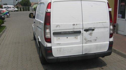 Dezmembram Mercedes Benz Vito