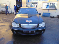 Dezmembram Mercedes C-Class C220, 2.2CDI, Tip Motor 646963, An fabricatie 2002