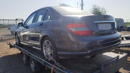 Dezmembram Mercedes - C-Class W204 - 2.2cdi - 2008