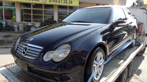 Dezmembram mercedes c220,coupe,2,2, diesel din 2003