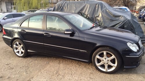 Dezmembram Mercedes C220 motor 2.2 diesel, cutie automata, an 2006, model facelift