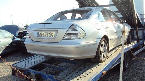 Dezmembram Mercedes E-Class 2006 - 2.7cdi