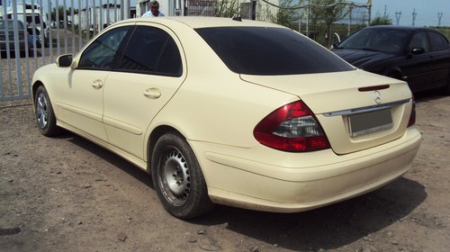 Dezmembram Mercedes E-Class W211 - 2006