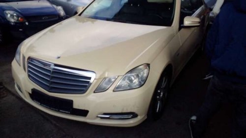 Dezmembram mercedes e class w212 e200 7g-tron