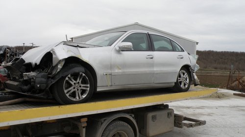 DEZMEMBRAM MERCEDES E280 4MATIC DIN ANUL 2007