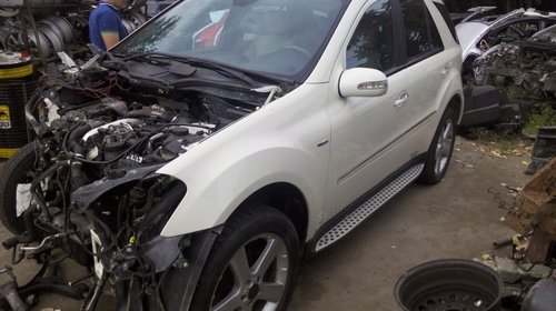 Dezmembram mercedes ml 320 diesel fab.2008