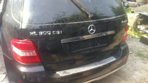 Dezmembram Mercedes ML w164 An 2011