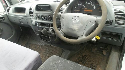 Dezmembram mercedes sprinter 211 cdi,313 cdi din 2004,scurt,mediu