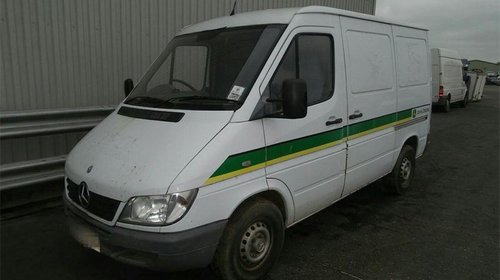 Dezmembram mercedes sprinter 211 cdi,313 cdi din 2004,scurt,mediu