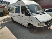 Dezmembram Mercedes Sprinter, D 208, 2300 CMC,58 KW/80 CP, AN FABRICATIE 1998.tip motor OM 601.943