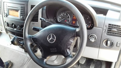 Dezmembram Mercedes Sprinter W906 FRIGORIFIC 313 CDI, Motor 2.2, An 2012 , Manual 6 Trepte,EURO 5.