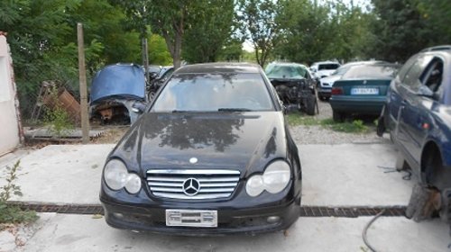 Dezmembram mercedes w203 coupe