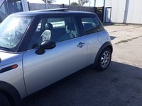 Dezmembram Mini Cooper 1.6i An 2002