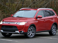 Dezmembram Mitsubishi Outlander