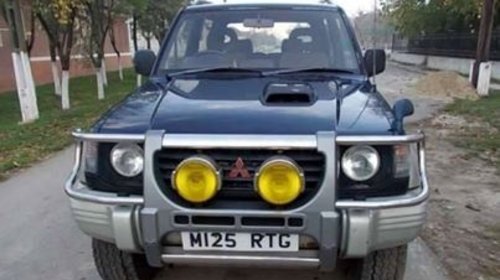 Dezmembram Mitsubishi Pajero 2.5 an 1992 - 2 