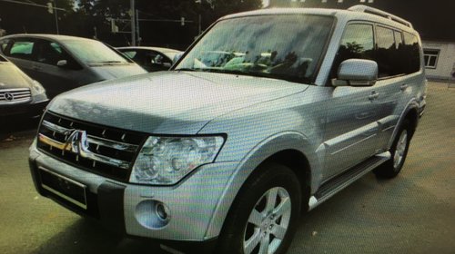 Dezmembram Mitsubishi Pajero 4 2008