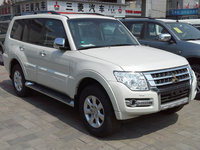 Dezmembram Mitsubishi Pajero LWB 2015