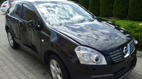 Dezmembram Nissan Qashqai