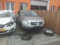 Dezmembram Nissan Qashqai 2009, 1.6 benzina 84KW