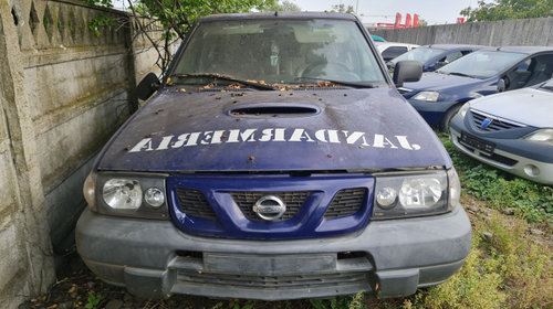 Dezmembram Nissan Terrano R20 [2th facelift] [1999 - 2004] SUV 5-usi 2.7 TD MT AWD (125 hp)