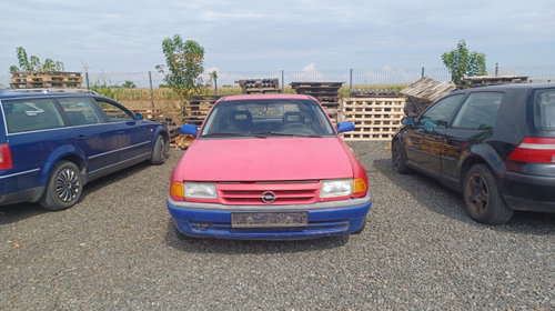 Dezmembram Opel Astra F [1991 - 1994] Hatchba
