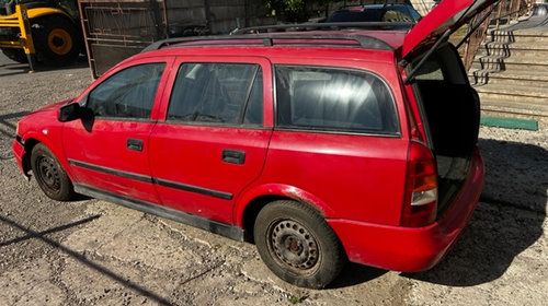 Dezmembram Opel Astra F [facelift] [1994 - 2002] wagon 1.4 MT (90 hp) Opel astra G 1.4 benzina 66kw,90cp cod motor X14XE culoare rosie Y547