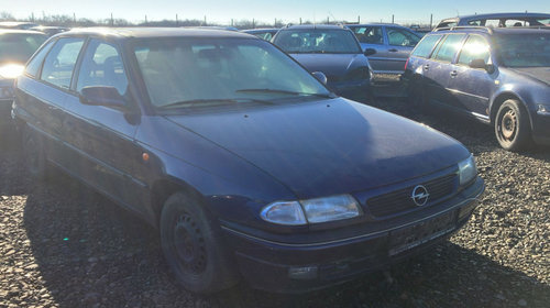 Dezmembram Opel Astra F [facelift] [1994 - 2002] Hatchback 5-usi