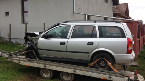 Dezmembram Opel Astra G 1.4 XEP, An 2007, 72.000 km