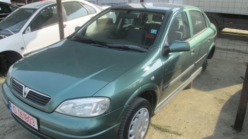 Dezmembram Opel Astra G 1.6B an 2000
