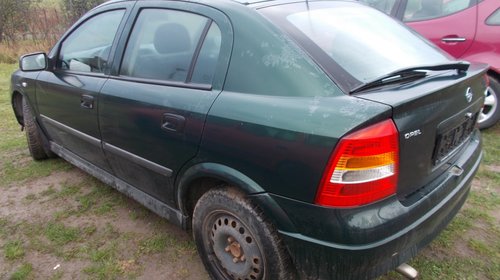 Dezmembram opel Astra G 2000