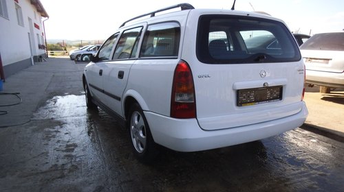 Dezmembram opel astra g combi din 2001-1,7 dti