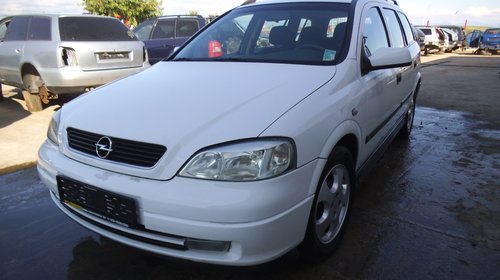 Dezmembram opel astra g combi din 2001-1,7 dti