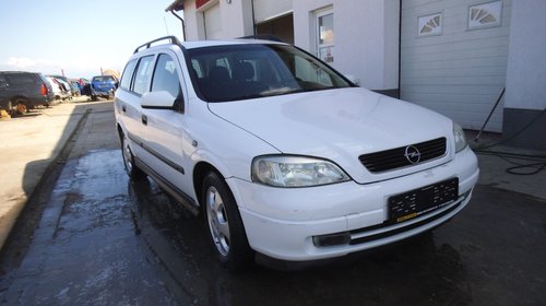 Dezmembram opel astra g combi din 2001-1,7 dt