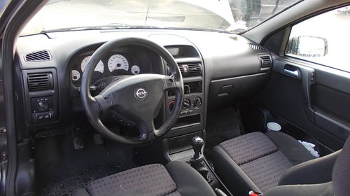 dezmembram opel astra g din 2000-2,0 dti