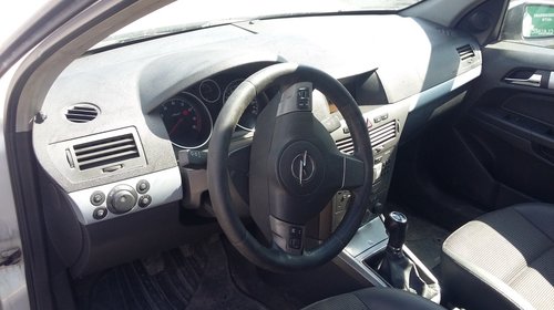 Dezmembram Opel Astra H 1.8 Z18XER