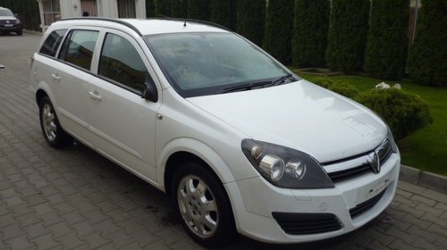 Dezmembram Opel Astra H 2005