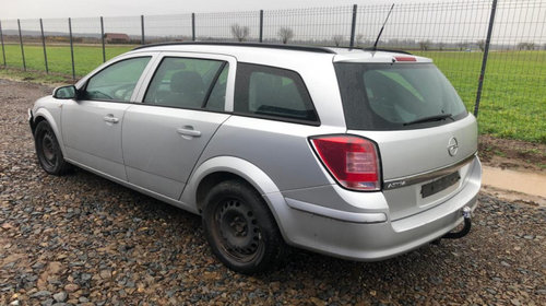 Dezmembram Opel Astra H [facelift] [2005 - 2015] Sedan 1.7 CDTI MT (110 hp)