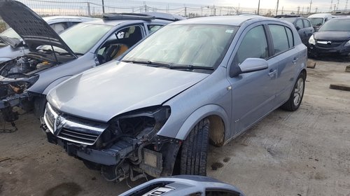 Dezmembram Opel Astra H - hatchback - 2007 - 