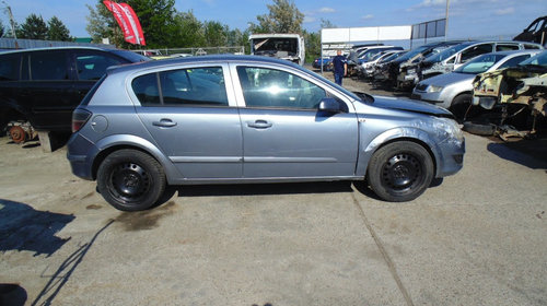 Dezmembram Opel Astra H motor 1.7 cdti Z17DTH