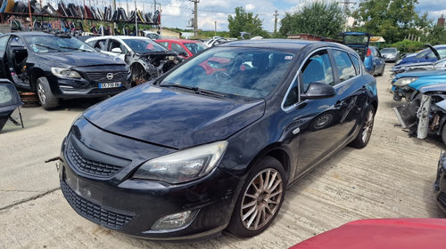 Dezmembram Opel Astra J, an 2012, 1.6 benzina cod A16XER