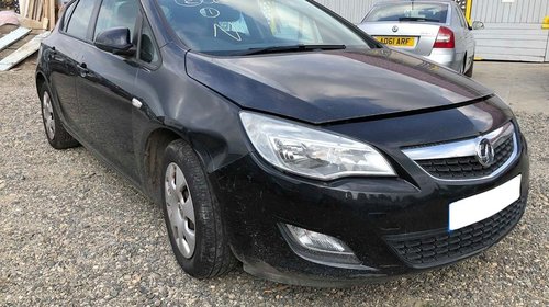 Dezmembram Opel Astra J EcoFlex 1.3 CDTI 2010