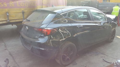 Dezmembram Opel Astra K an 2015 avariat frontal