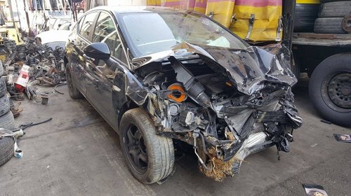 Dezmembram Opel Astra K an 2015 avariat front