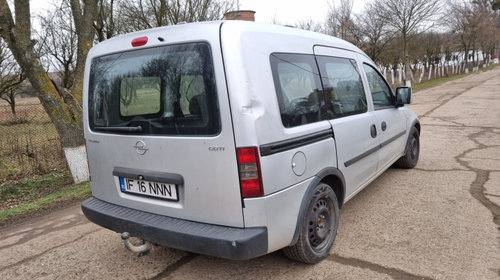 Dezmembram Opel Combo C [facelift] [2005 - 2011] Tour Tramp minivan 5-usi 1.3 CDTI MT (75 hp)