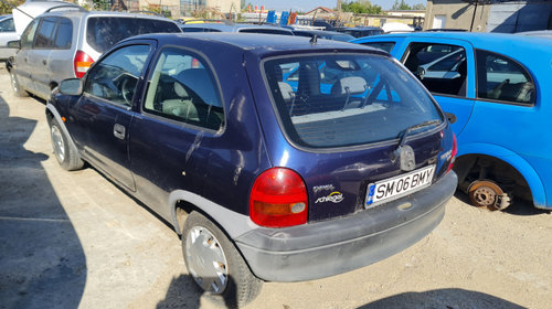 Dezmembram Opel Corsa B [facelift] [1997 - 2000] Hatchback 3-usi 1.0 MT (54 hp)