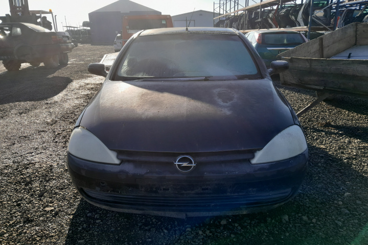 Dezmembram Opel Corsa C [2000 - 2003] Hatchback 5-usi 1.4 MT (90 hp)