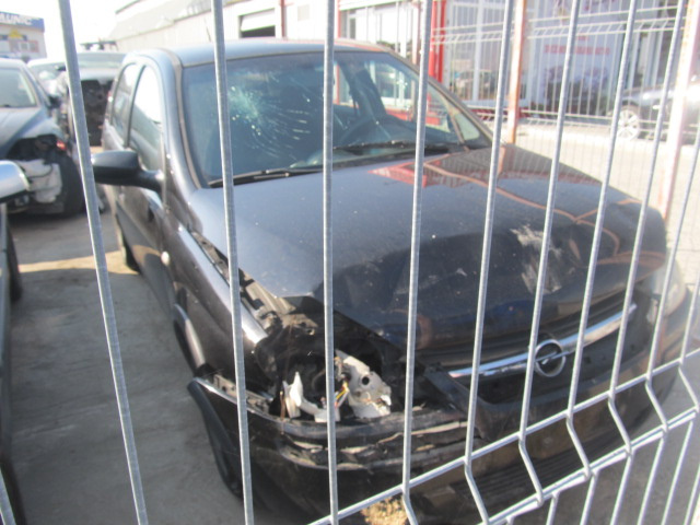 Dezmembram OPEL CORSA C - HATCHBACK - 1.3 CDTI DIESEL