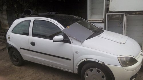 Dezmembram opel corsa c mot.1,7diesel